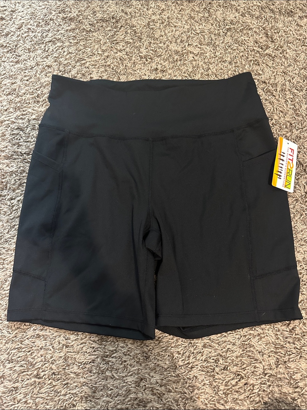 NWT fit2run f2r cadence shorts black a